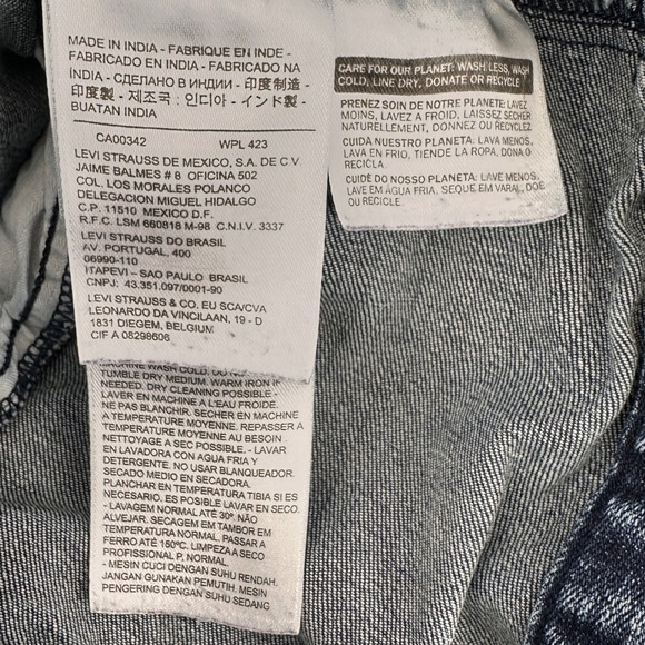 Levi's Denim Trucker Jacket Women's L/G Blue Jean Button Front‎ Classic - Picture 6 of 13